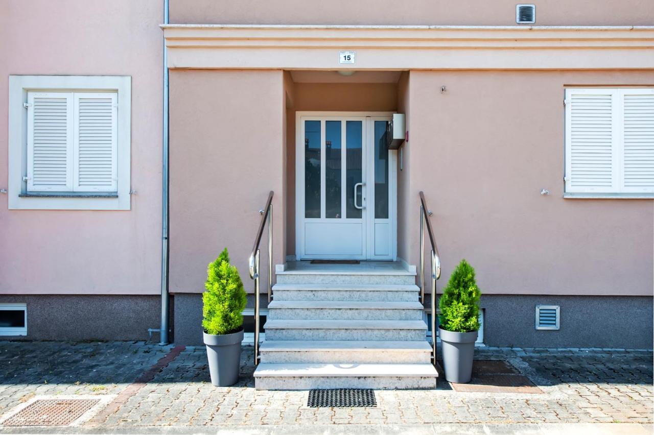 F&R Apartments II Rovinj Exteriér fotografie