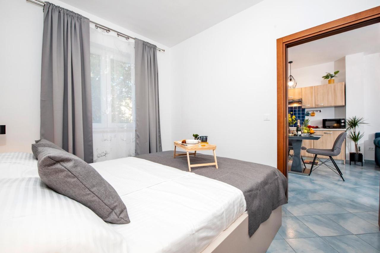 F&R Apartments II Rovinj Exteriér fotografie